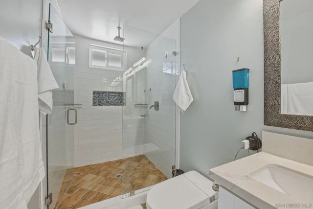 1761 Country Ln, Escondido, CA 92025