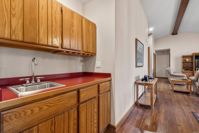 18 Lindura Way, Hot Springs Village, AR 71909