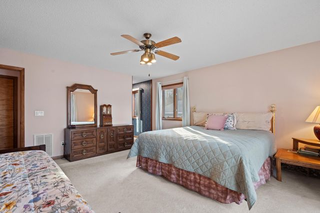 18 Lindura Way, Hot Springs Village, AR 71909