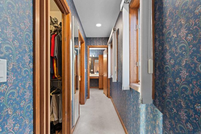 18 Lindura Way, Hot Springs Village, AR 71909