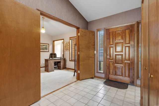 18 Lindura Way, Hot Springs Village, AR 71909