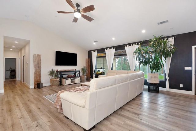 3960 Fort Jim Rd, Placerville, CA 95667