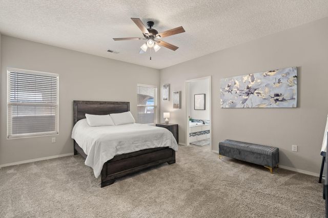 940 Firewheel Loop SW, Los Lunas, NM 87031