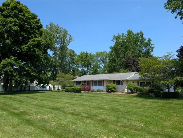113 Timberline Drive, Penfield, NY 14526