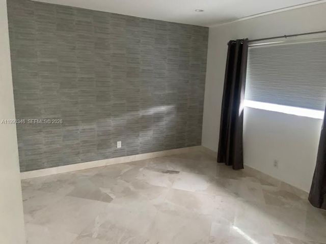 3406 NE 168th St 3406, North Miami Beach, FL 33160