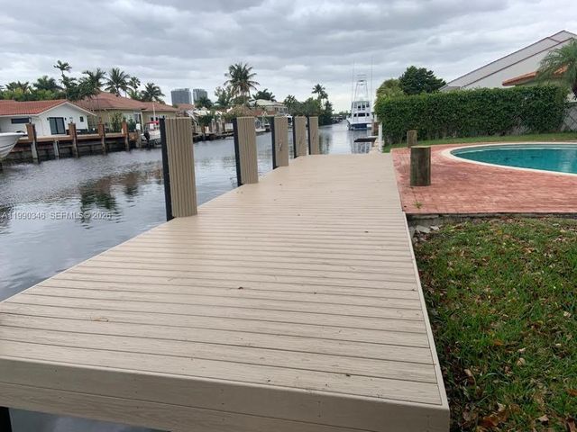 3406 NE 168th St 3406, North Miami Beach, FL 33160