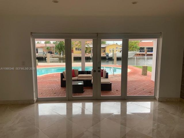 3406 NE 168th St 3406, North Miami Beach, FL 33160