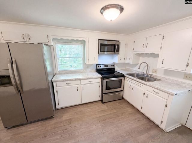 1502 Pine Street, West Columbia, SC 29172