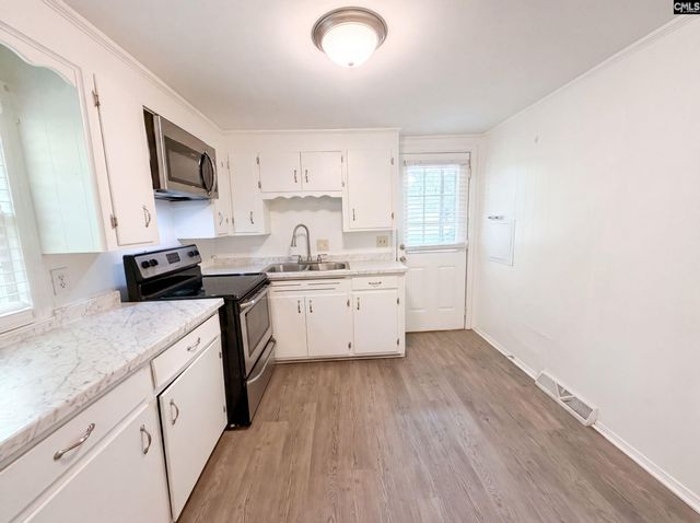 1502 Pine Street, West Columbia, SC 29172