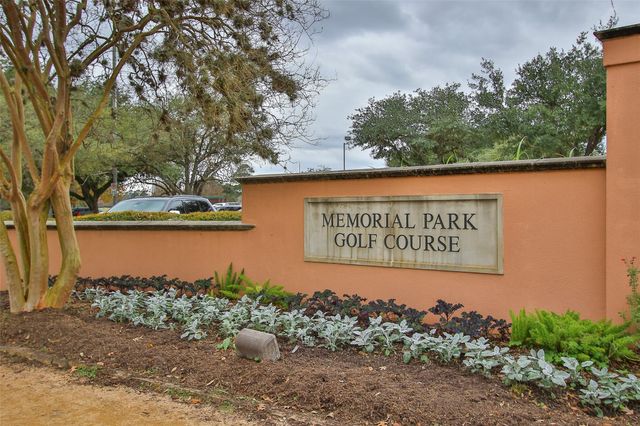 6551 Westcott Street D2, Houston, TX 77007