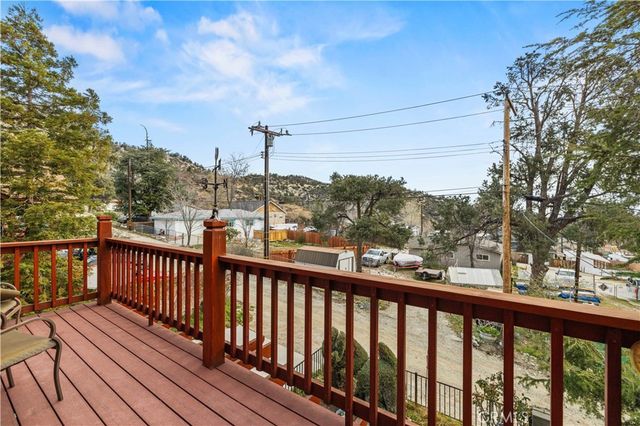 921 Piru Way, Frazier Park, CA 93225