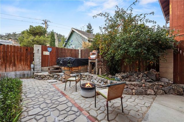 921 Piru Way, Frazier Park, CA 93225