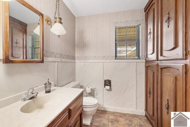 2431 ST RT 307 N, Clinton, KY 42031