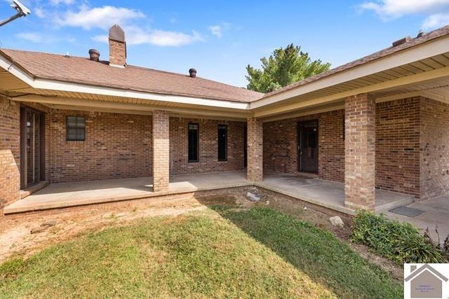 2431 ST RT 307 N, Clinton, KY 42031