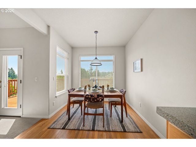15830 Se HENDERSON Way, Portland, OR 97236