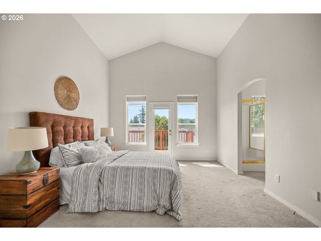 15830 Se HENDERSON Way, Portland, OR 97236