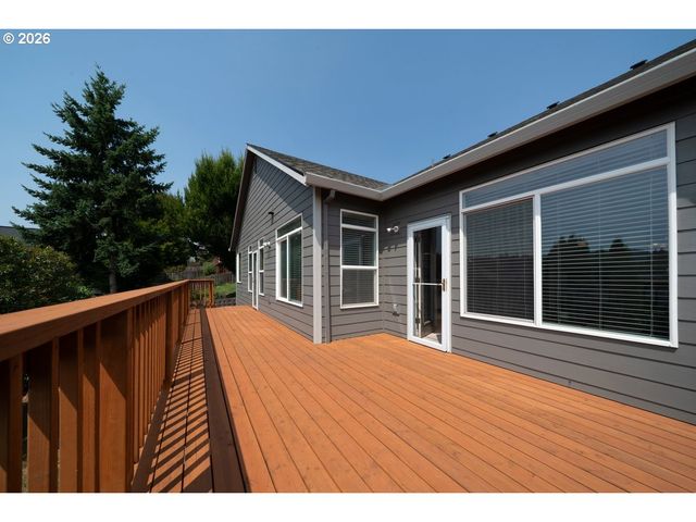 15830 Se HENDERSON Way, Portland, OR 97236