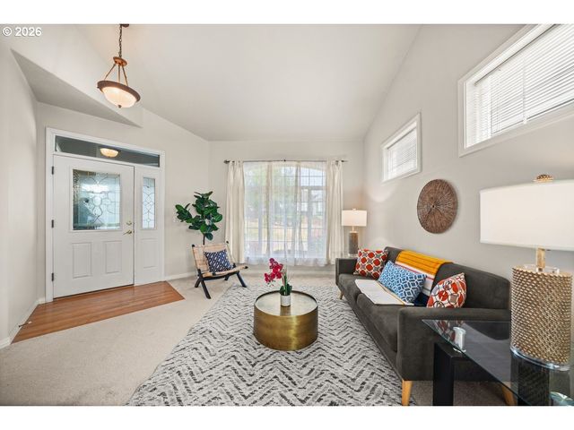 15830 Se HENDERSON Way, Portland, OR 97236