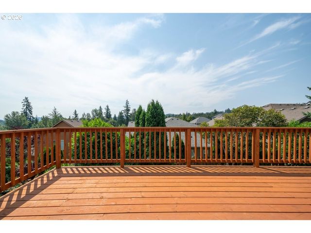 15830 Se HENDERSON Way, Portland, OR 97236
