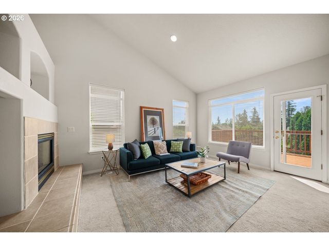 15830 Se HENDERSON Way, Portland, OR 97236