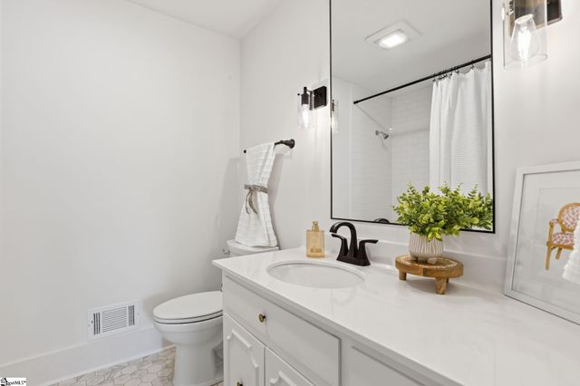110 Churchill Avenue, Greer, SC 29651