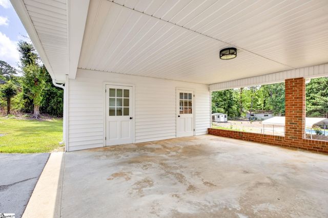 110 Churchill Avenue, Greer, SC 29651