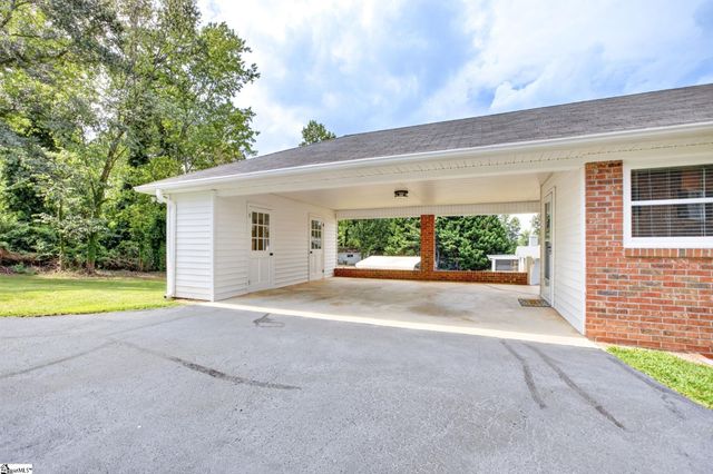 110 Churchill Avenue, Greer, SC 29651