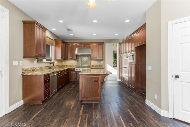 13797 Basil Lane, Yucaipa, CA 92399