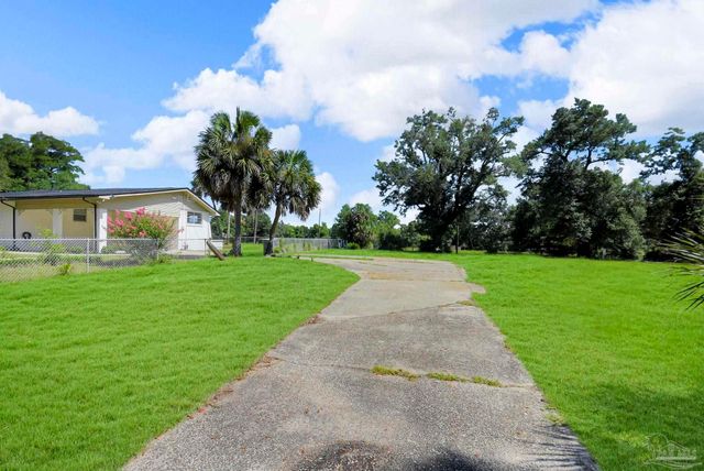 1301 W Lee St, Pensacola, FL 32501