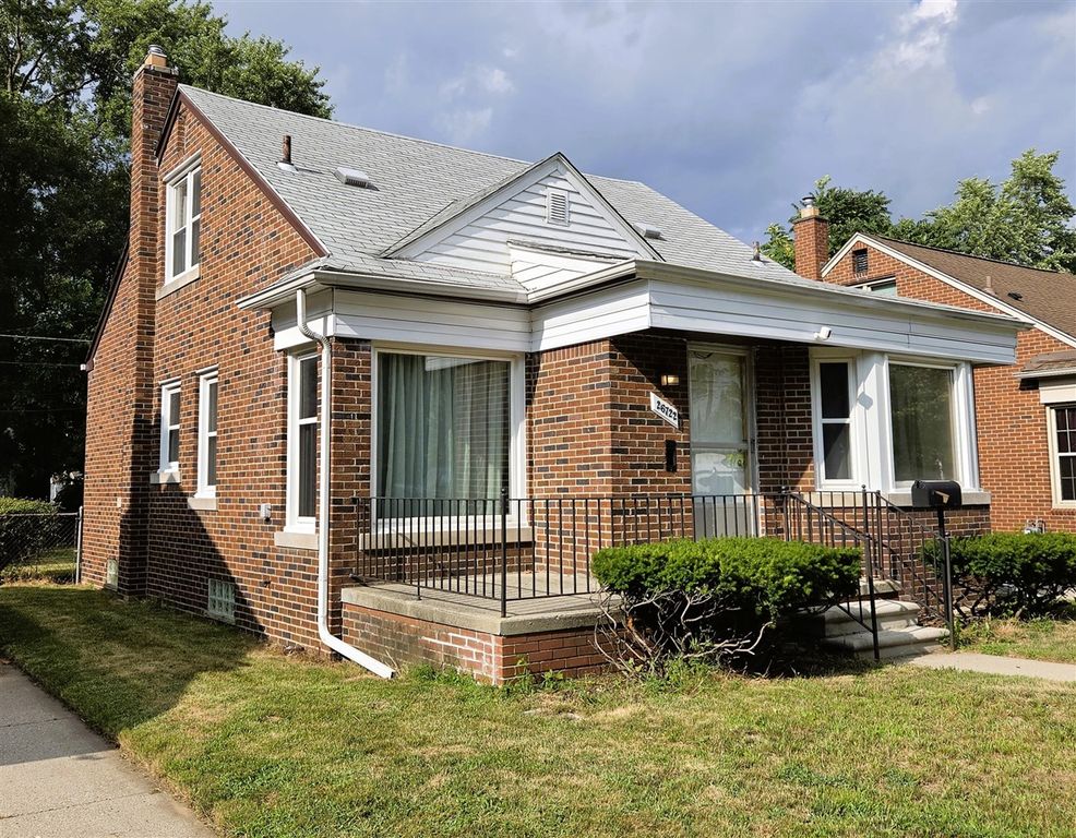 26722 W Chicago, Redford, MI 48239