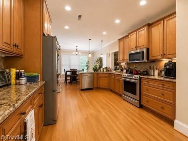 283 Norwood Hills Drive, Winston-salem, NC 27107