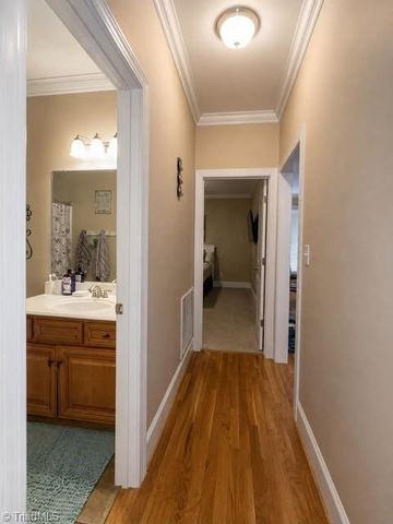 283 Norwood Hills Drive, Winston-salem, NC 27107