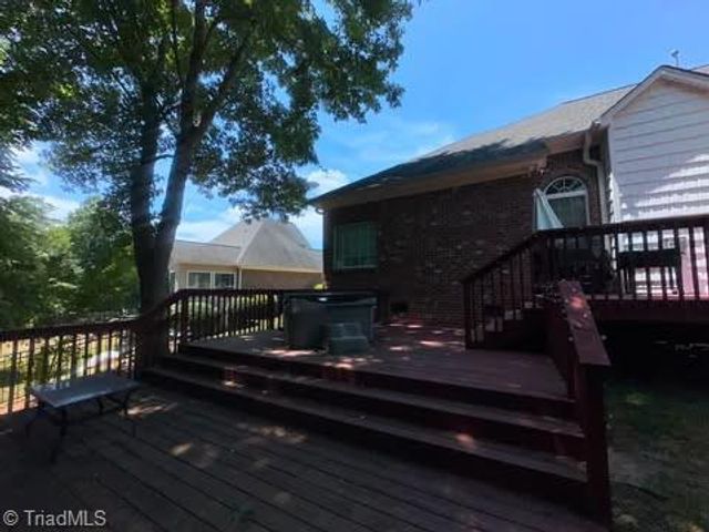 283 Norwood Hills Drive, Winston-salem, NC 27107