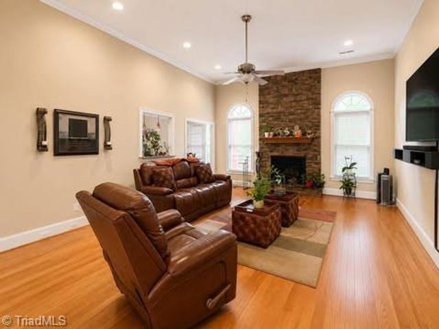 283 Norwood Hills Drive, Winston-salem, NC 27107