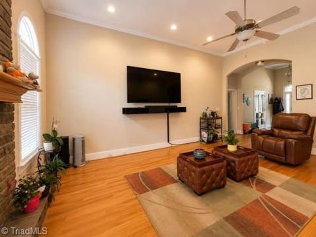 283 Norwood Hills Drive, Winston-salem, NC 27107
