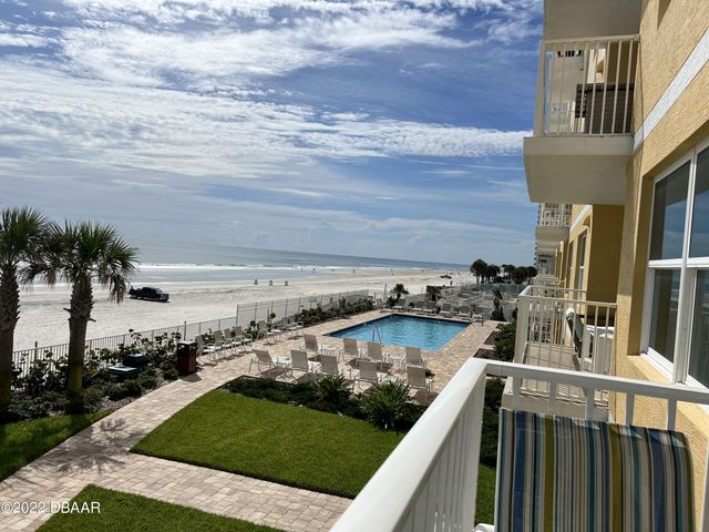 3721 S Atlantic Ave Unit 202, Daytona Beach Shores, FL 32118