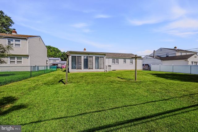 332 E ROOSEVELT AVE, New Castle, DE 19720