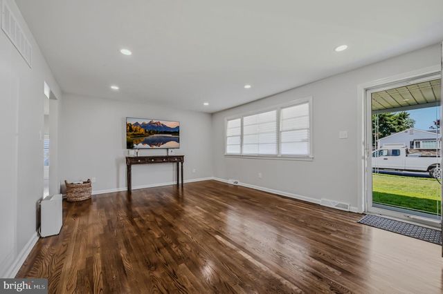 332 E ROOSEVELT AVE, New Castle, DE 19720