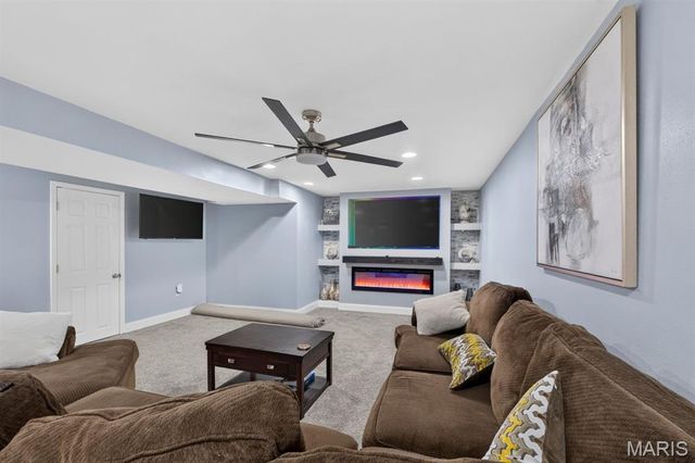 522 Rifle Ridge Drive, Wentzville, MO 63385