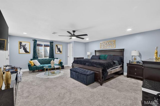 522 Rifle Ridge Drive, Wentzville, MO 63385