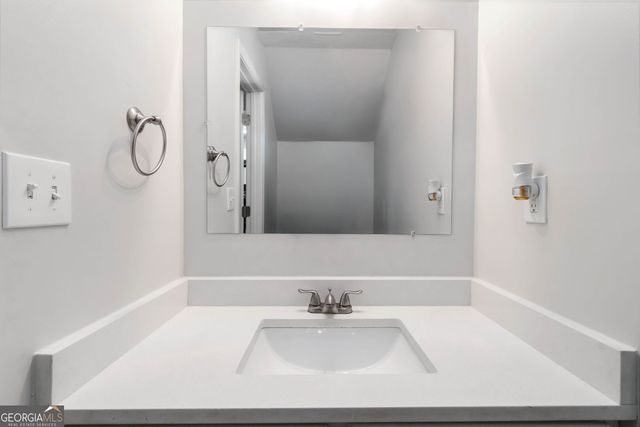 4835 Haymarket Trail, Decatur, GA 30035