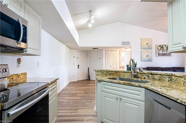 13615 Eagle Ridge DR 1633, Fort Myers, FL 33912
