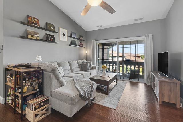 12908 Mill Drive E B2, Palos Park, IL 60464