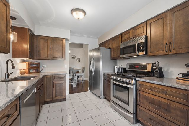 12908 Mill Drive E B2, Palos Park, IL 60464