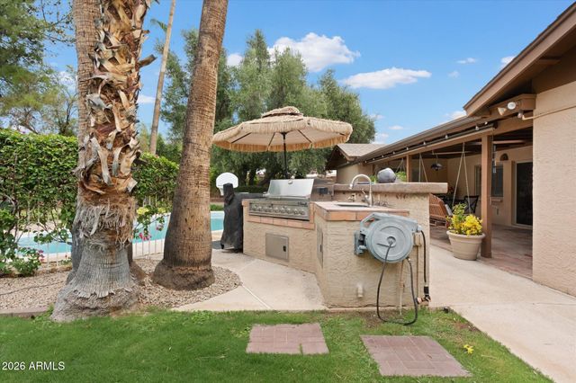 5834 E WALTANN Lane, Scottsdale, AZ 85254