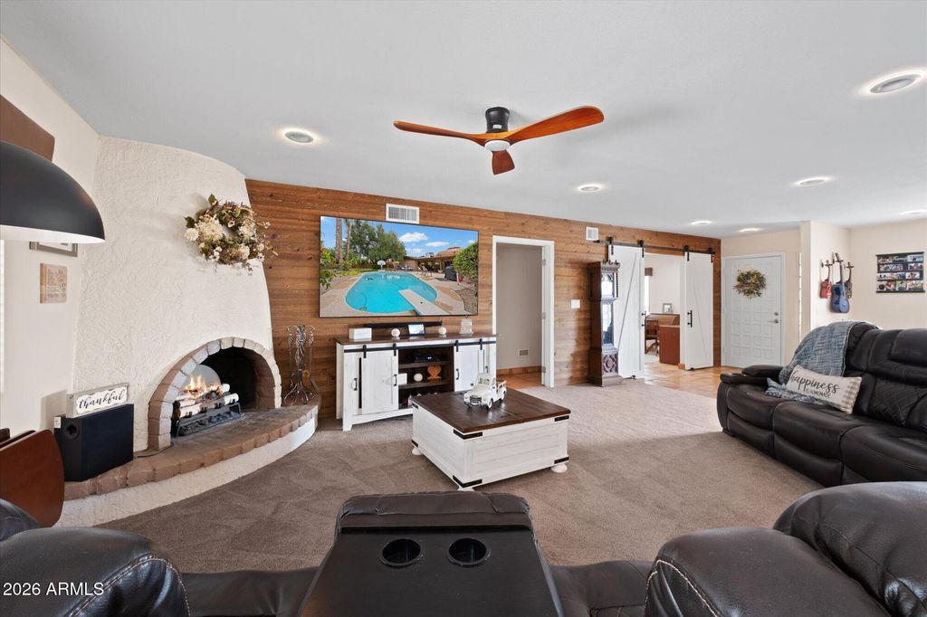 5834 E WALTANN Lane, Scottsdale, AZ 85254 — photo 2