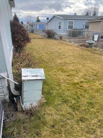 4200 Summers Lane UNIT 23, Klamath Falls, OR 97603