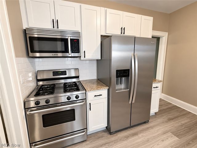 2641 Idlewood Road 2, Cleveland Heights, OH 44118