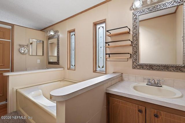 2744 ROY SIKES Road, Hilliard, FL 32046