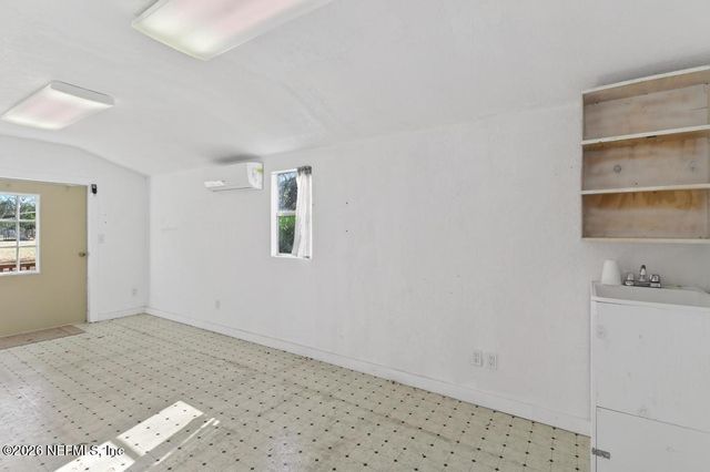 2744 ROY SIKES Road, Hilliard, FL 32046